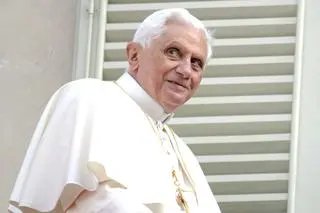 Benedykt XVI był głową Kościoła w latach 2005-2013. Zmarł w 2022 roku