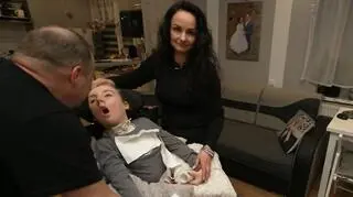 Laura jest przykuta do łóżka, nauczycielka skazana. Rodzice o wyroku