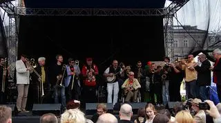 Letni Festiwal Jazzowy w Piwnicy pod Baranami został zorganizowany po raz pierwszy w 1996 r