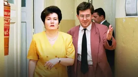 Kolorowe ptaki, "dramatyczne" buty i stracone lata 80. XX wieku. "Moda na sukces" w polskim Sejmie