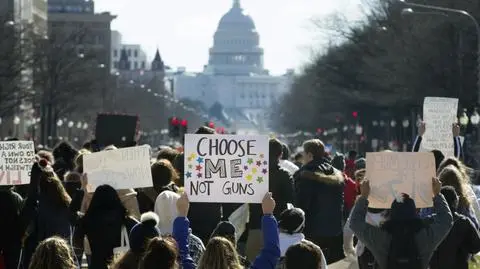 USA: Protesty przeciwko przemocy w szkołach po masakrze na Florydzie