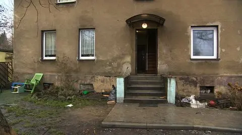 Siadali do wigilijnej kolacji, gdy wybuchł pożar. Wybiegli z mieszkań i wciąż nie mogą wrócić