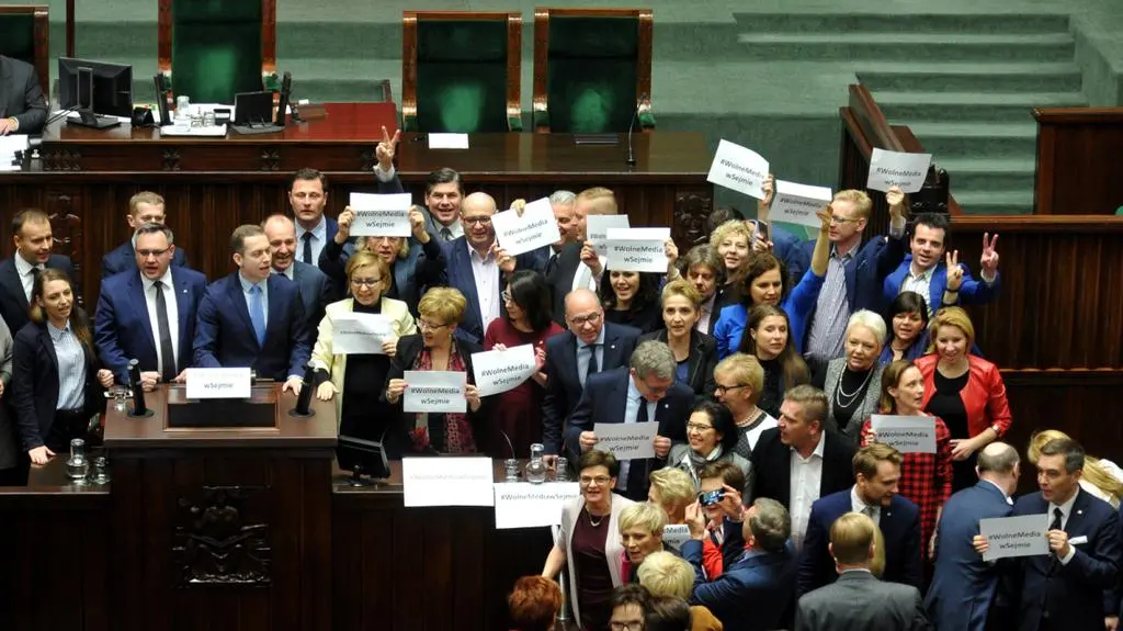 Wykluczenie posła Szczerby