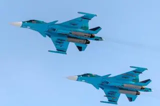 Su-34 wzmocniły rosyjską grupę lotniczą w Arktyce 