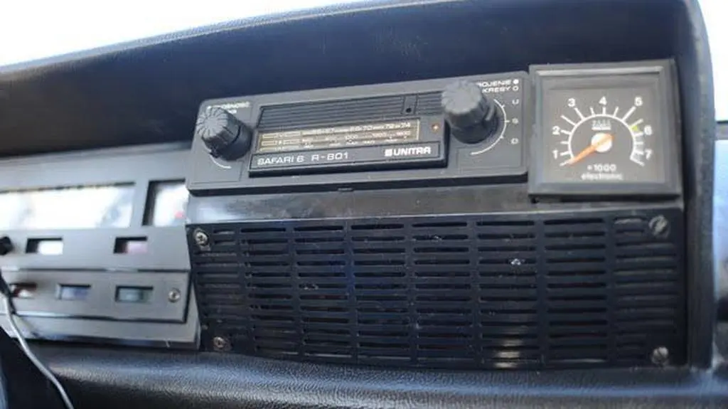 Radio Unitra Safari