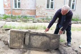 Macewy zachowały się w dobrym stanie