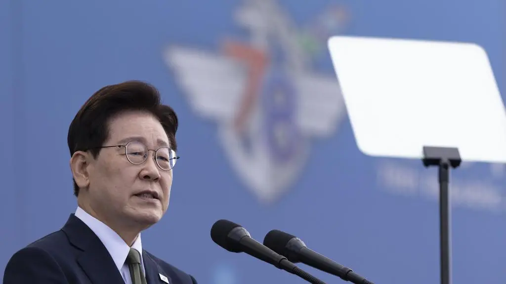 Li Dze Mjung