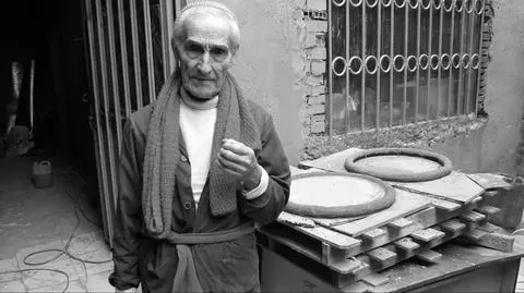 Wstawał codziennie, by budować katedrę. "Szalony murarz" nie żyje 