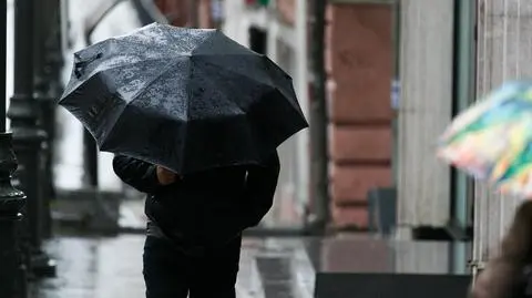 Pogoda na dziś - piątek 18.02. Nadal będzie padać, może silniej wiać