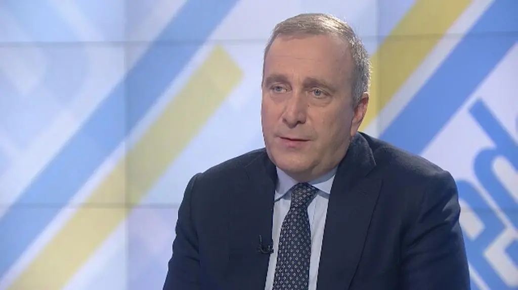 Schetyna: życzę PiS jak najwięcej inwencji w samozwalczaniu