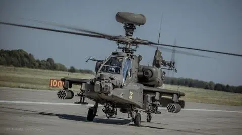 Szef MON podpisał umowę offsetową na zakup śmigłowców Apache