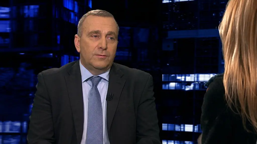 Schetyna: nie zabierzemy programu 500 plus