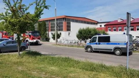 Granat w szkole. Ewakuowano uczniów
