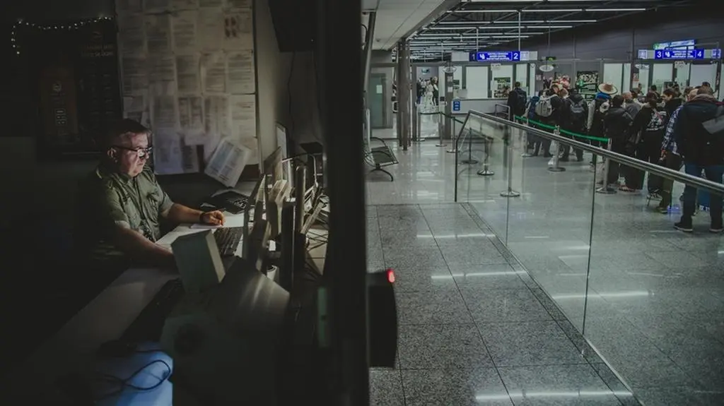 W plecaku miał amunicję, na urlop poleciał z mandatem