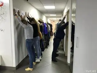 Akcja solidarności z lekarzami w redakcji TUT.by 