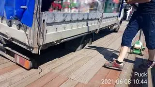 Mimo zakazu wjechał na molo w Pucku