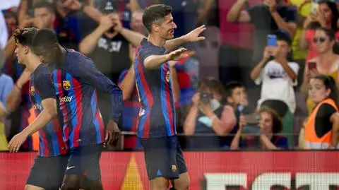 Lewandowski zabawił się z rywalami. Zobacz jego pierwszego gola dla Barcelony