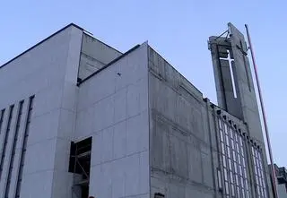 Raczkują, a dostały miliony od Czarnka. Czym sobie zasłużyły? To proste