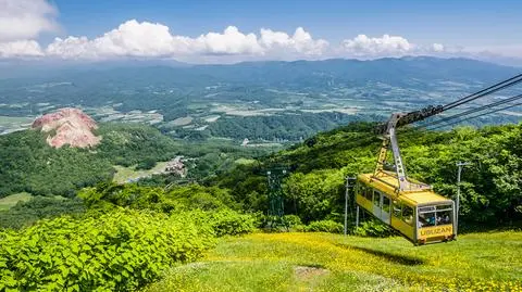Zostawili dziecko w górach za karę. Zaginęło