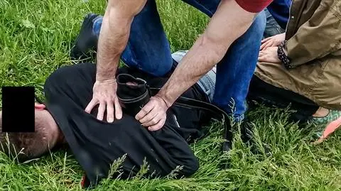 Małżeństwo obezwładniło pijanego kierowcę