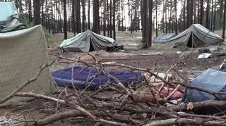Zniszczony obóz harcerzy w Czernicy