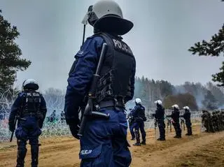 Policjanci strzegą wschodniej granicy Polski