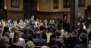 Tusk na spotkaniu z gdańską młodzieżą