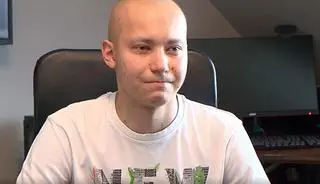 Mateusz ma 19 lat