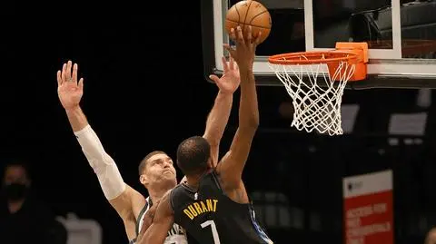 Świetni Nets nie dają szans Bucks. Suns też zwycięscy