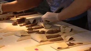 Specyficzny sposób zawijania rogali