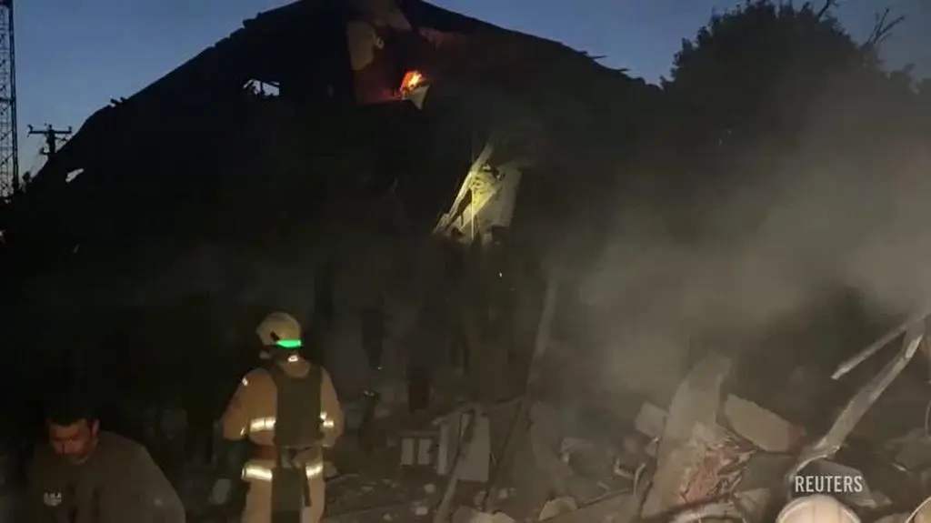Skutki ataku rakietowego w mieście Dniepr