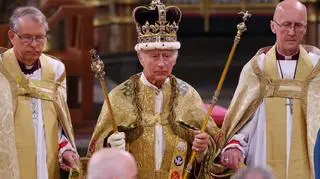Karol III oficjalnie koronowany