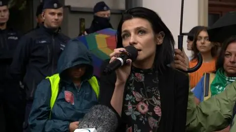 Pani Joanna podczas manifestacji w Krakowie 