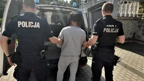 Rytro. Groził maczetą rowerzystom i uciekł do lasu. Podejrzany w rękach policji
