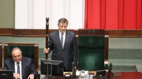 Kuchciński pozostaje marszałkiem Sejmu
