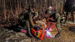 Four migrants from Iraq and Syria got stuck in a swamp