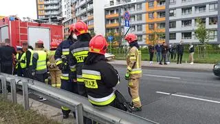 Samochód na barierach