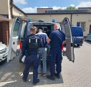 Zarzucany mężczyźnie czyn jest zagrożony karą pozbawienia wolności nie krótszą niż osiem lat.