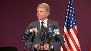 - To obłęd, który jest dziełem jednego szalonego człowieka - powiedział kongresmen Michael McCoul