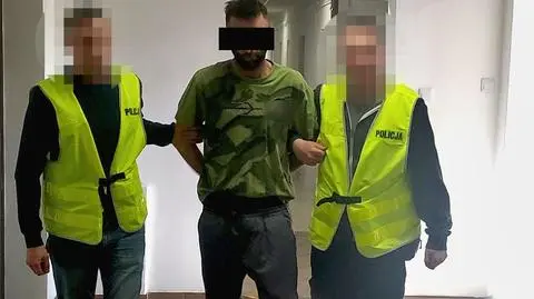 29-latek przyznał się do zabójstwa 62-latka. "Zadawał ciosy nożem, siekierą" 