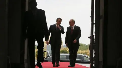 Spotkanie Macron-Putin. Co pisze rosyjska prasa?