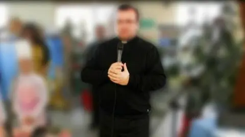 Ksiądz skazany za wykorzystywanie nieletniej odprawia msze. Sporadycznie