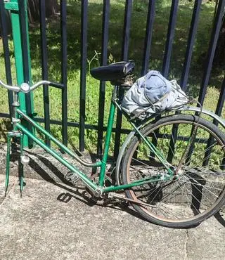 Z roweru odpadło koło 