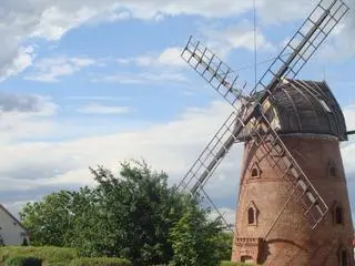 Pożar wiatraka wybuchł w nocy z soboty na niedzielę