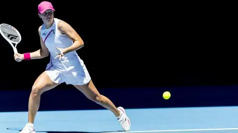 Niepokój tylko na początku. Świątek ma drugą rundę