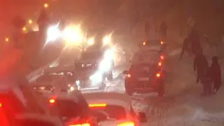 Atak zimy na Podhalu. Zakopianka w korkach