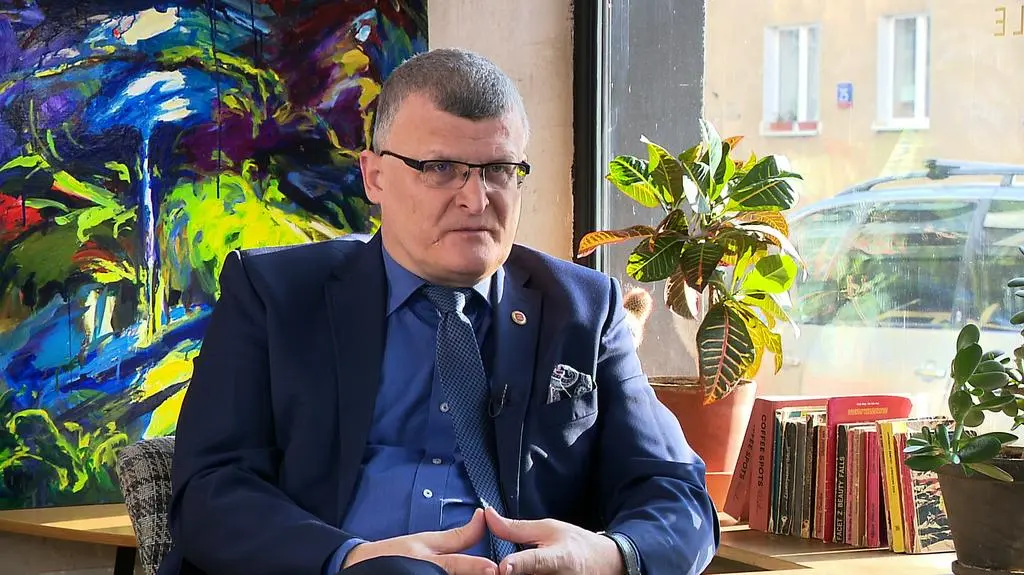 Dr Paweł Grzesiowski w "Bez polityki"