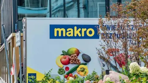 makro shutterstock_2217705899