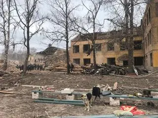 Zniszczenia po ostrzale w Ochtyrce