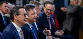 "Burza mózgów" wśród ludzi Morawieckiego. Tak mają wyglądać najbliższe dni
